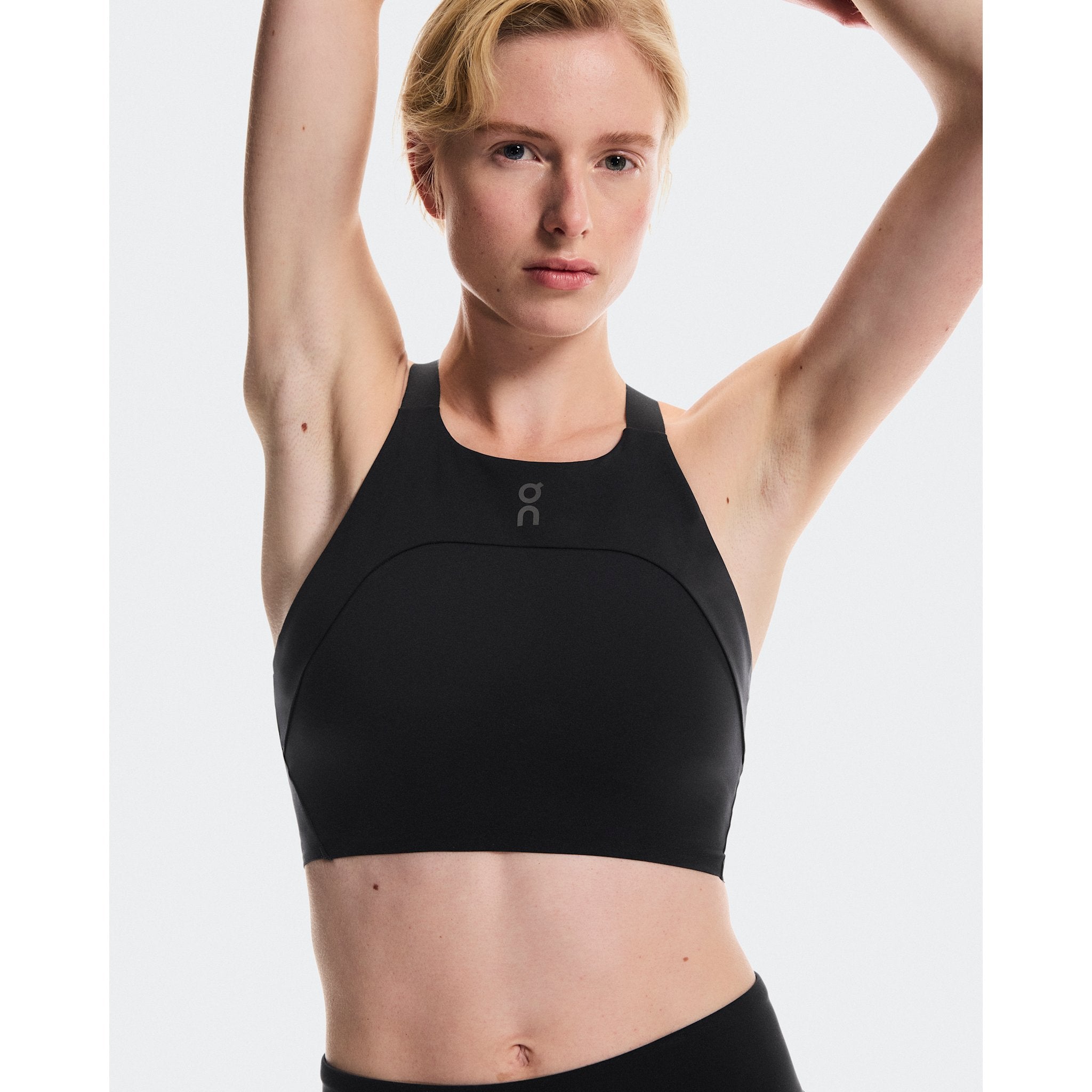 On Performance Crop Black