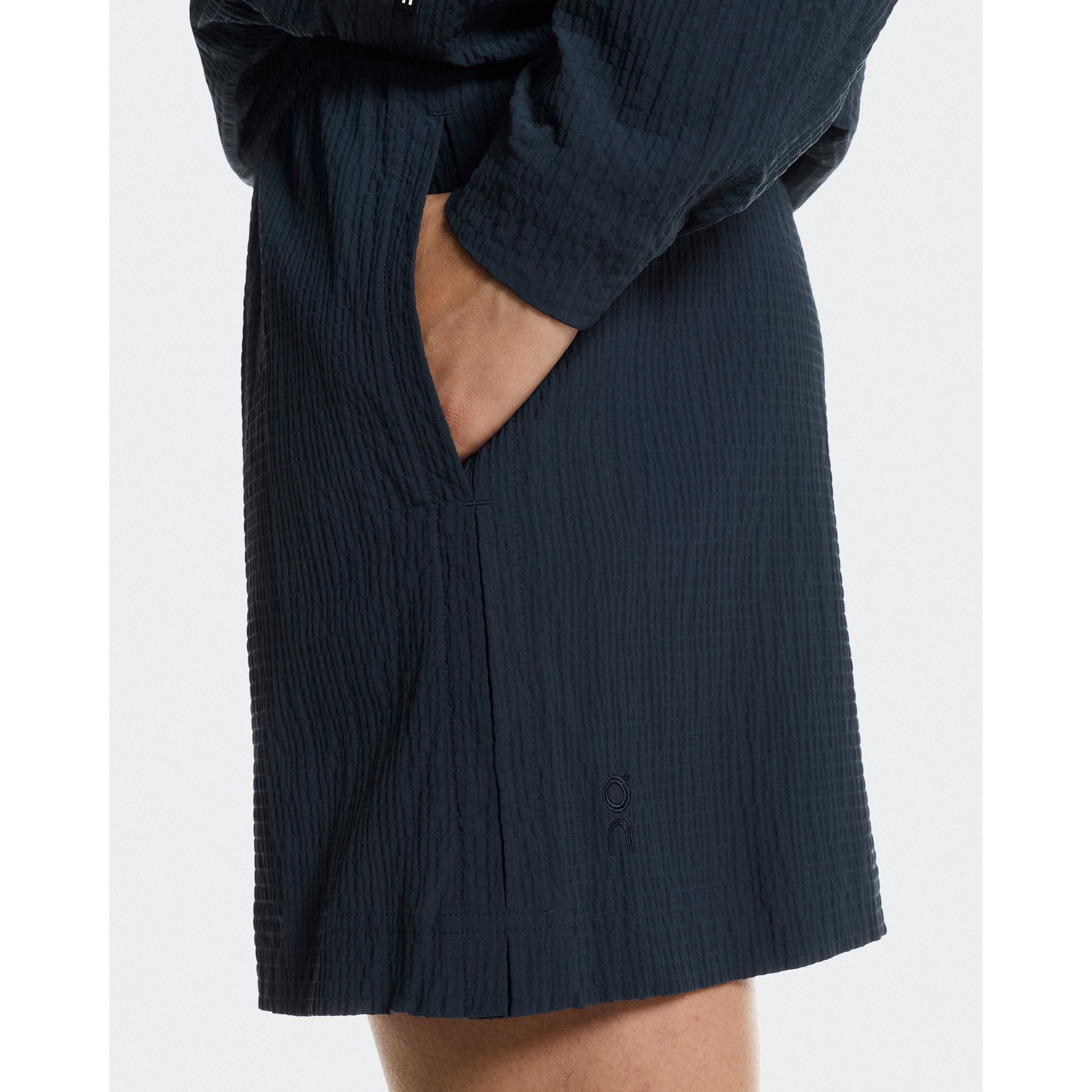 On Courtside Shorts Eaze Midnight