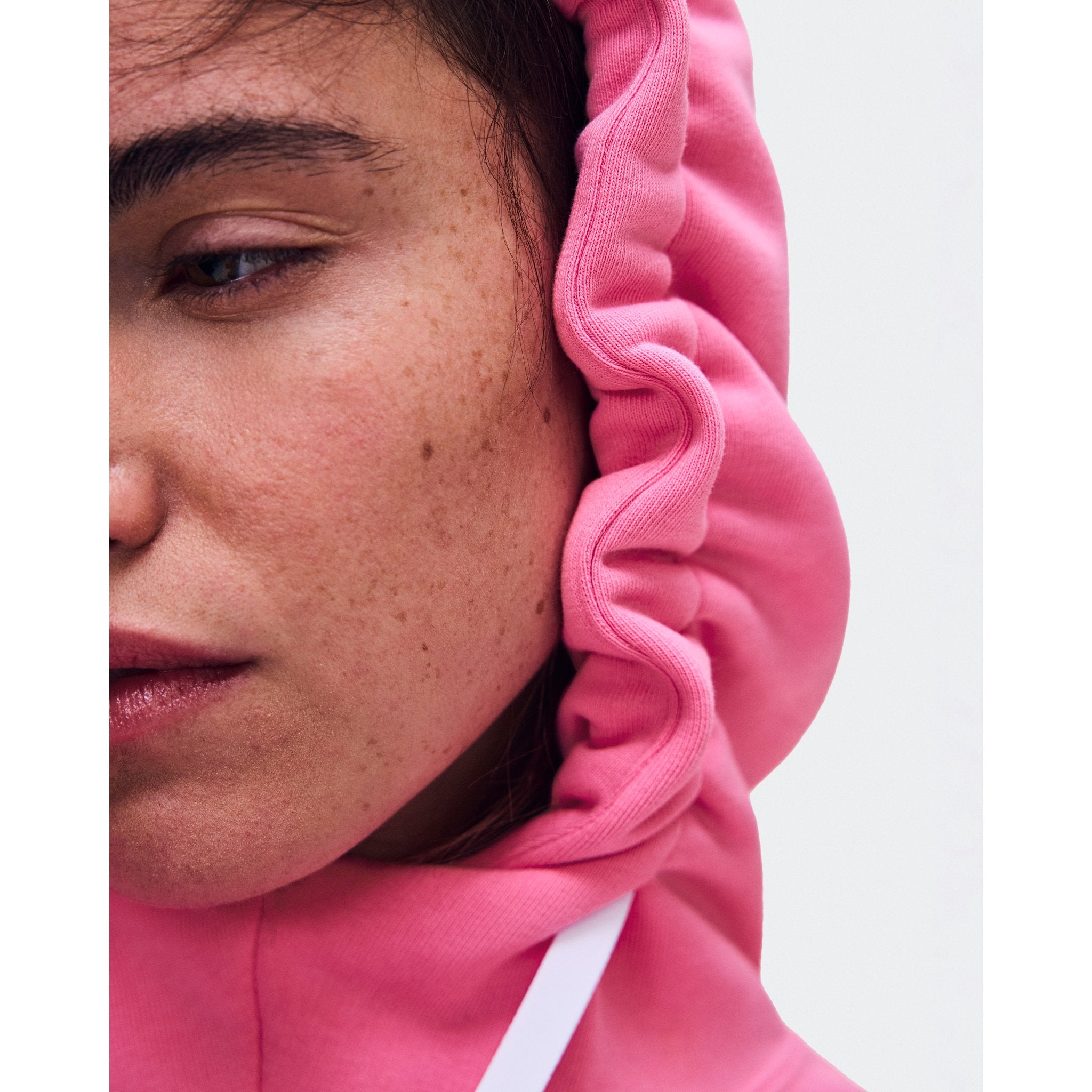 On Club Hoodie Bubblegum