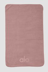 Alo Yoga Performance No Sweat Hand Towel - Smoky Quartz