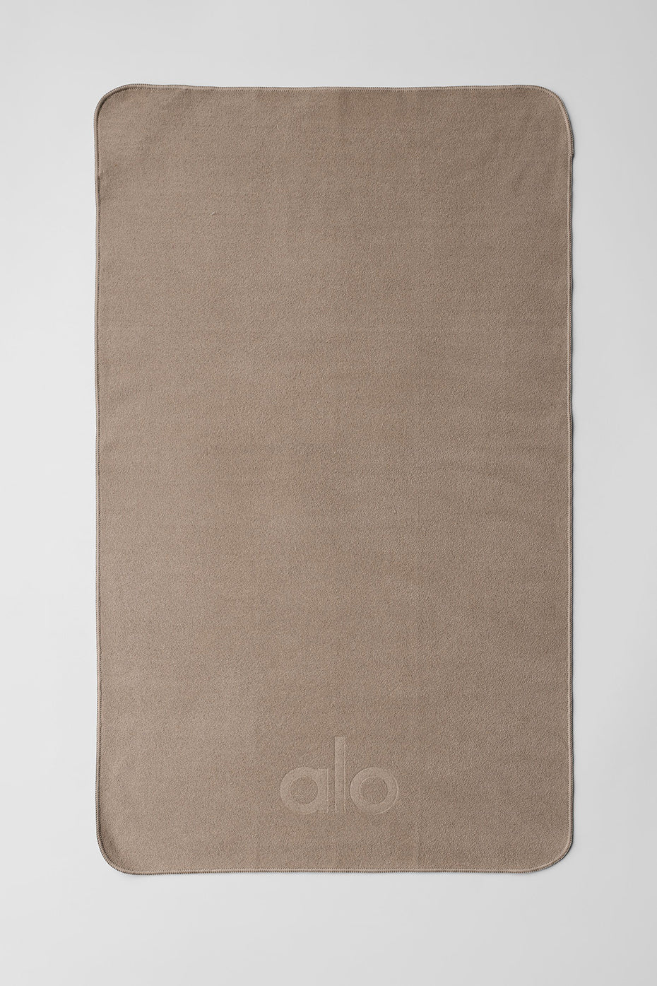 Alo Yoga Performance No Sweat Hand Towel - Gravel