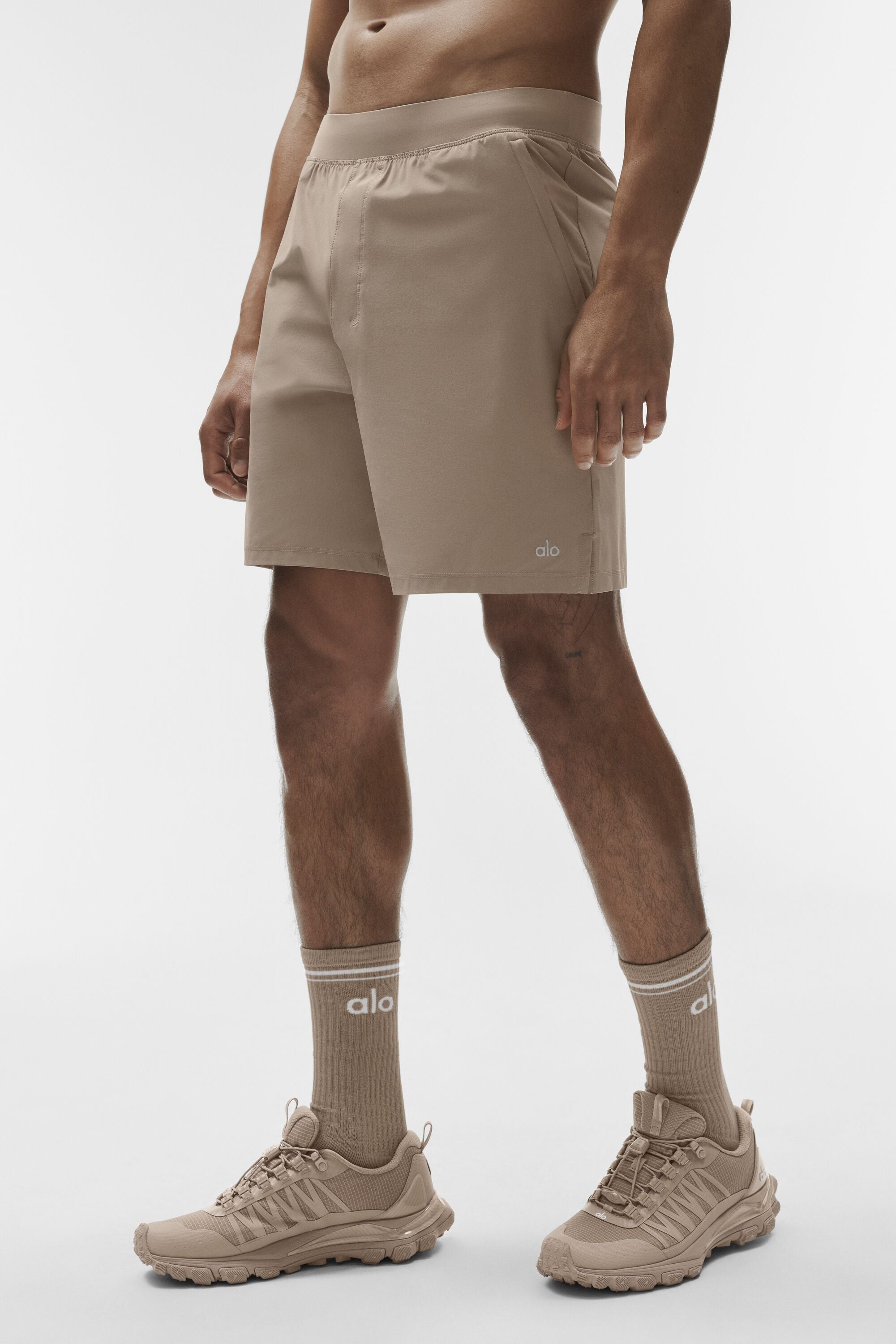 Alo Yoga Unisex Throwback Sock - Gravel/White