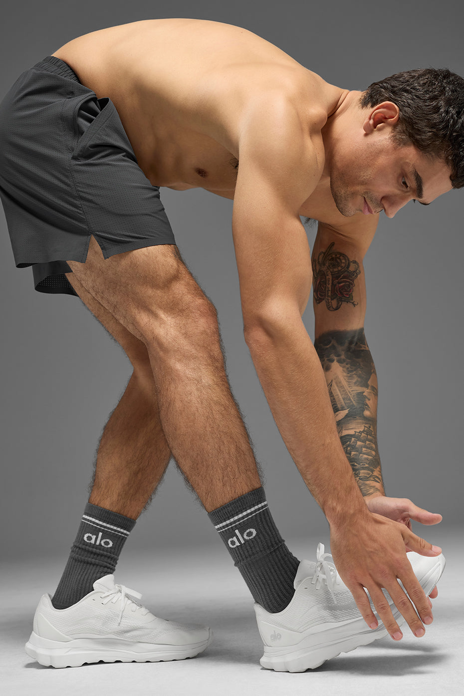 Alo Yoga Unisex Throwback Sock - Anthracite/White