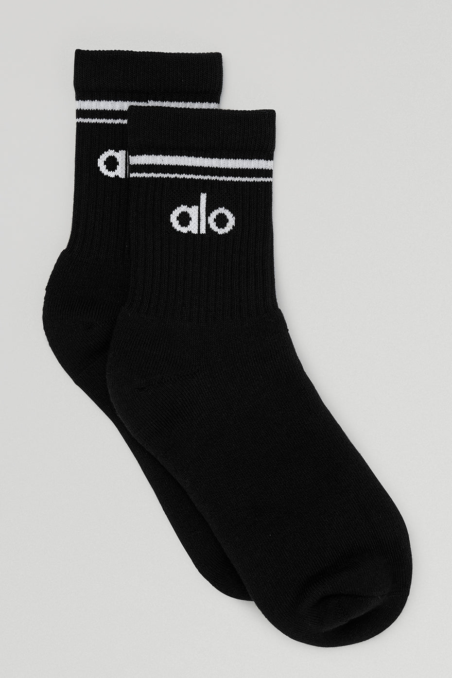 Alo Yoga Unisex Half-Crew Throwback Sock - Black/White