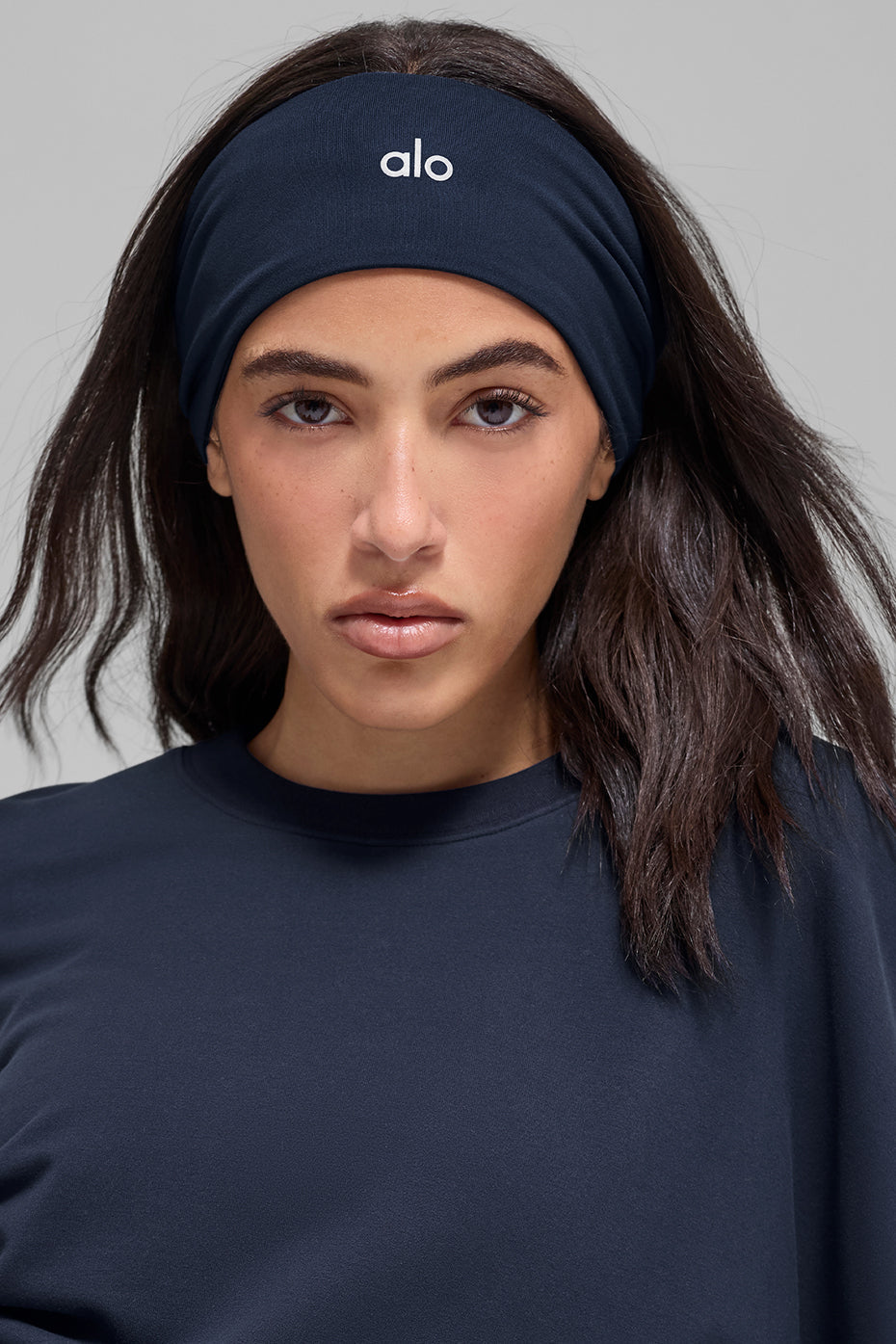 Alo Yoga Performance Conquer Headband - Navy