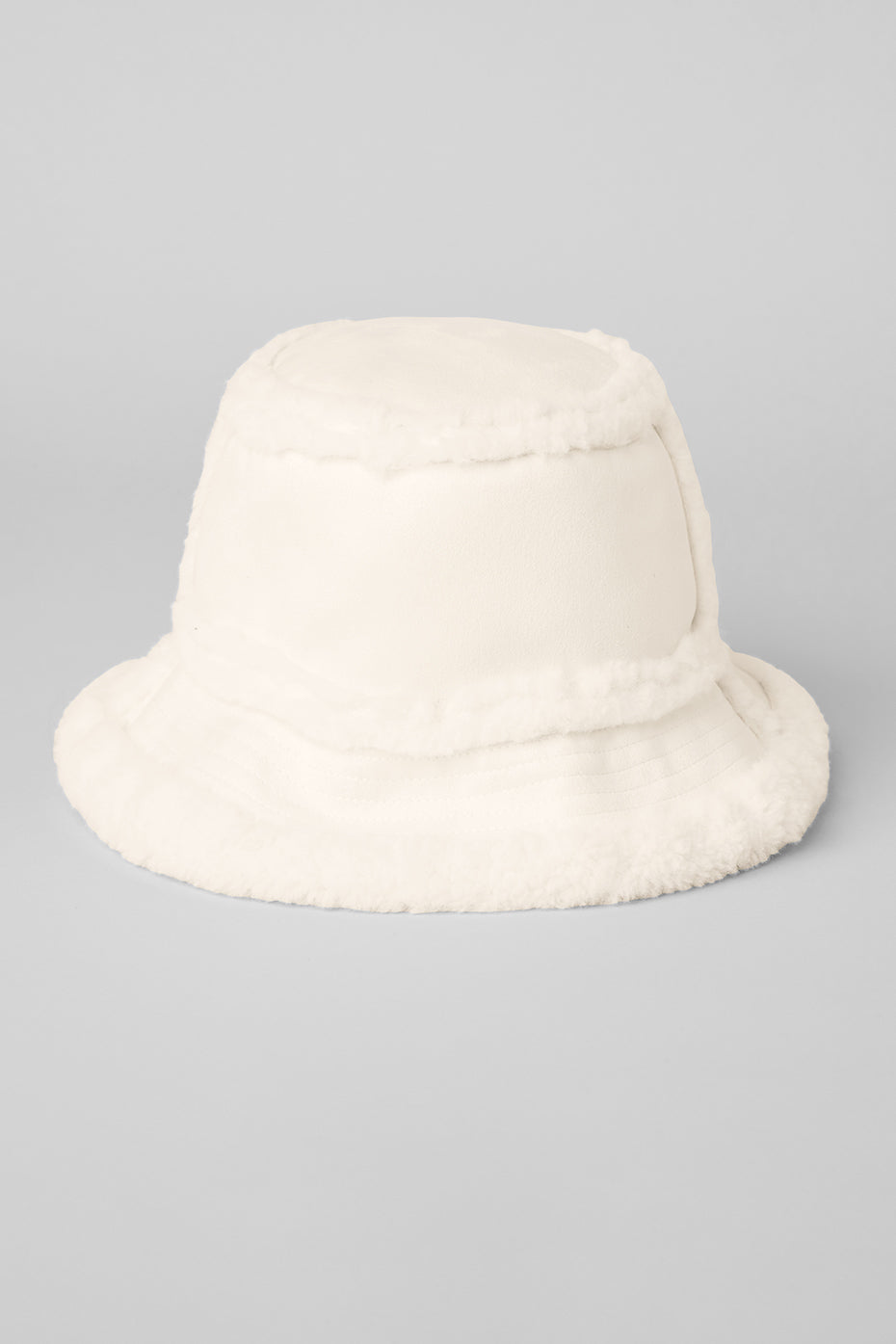 Alo Yoga Winterfun Bucket Hat - Ivory