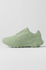 Alo Yoga ALO Runner - Dune Grass