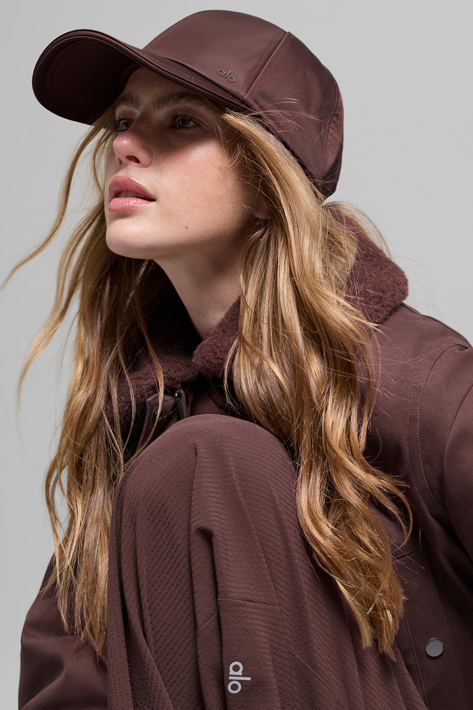 Alo Yoga Satin Off-Duty Cap - Brownstone