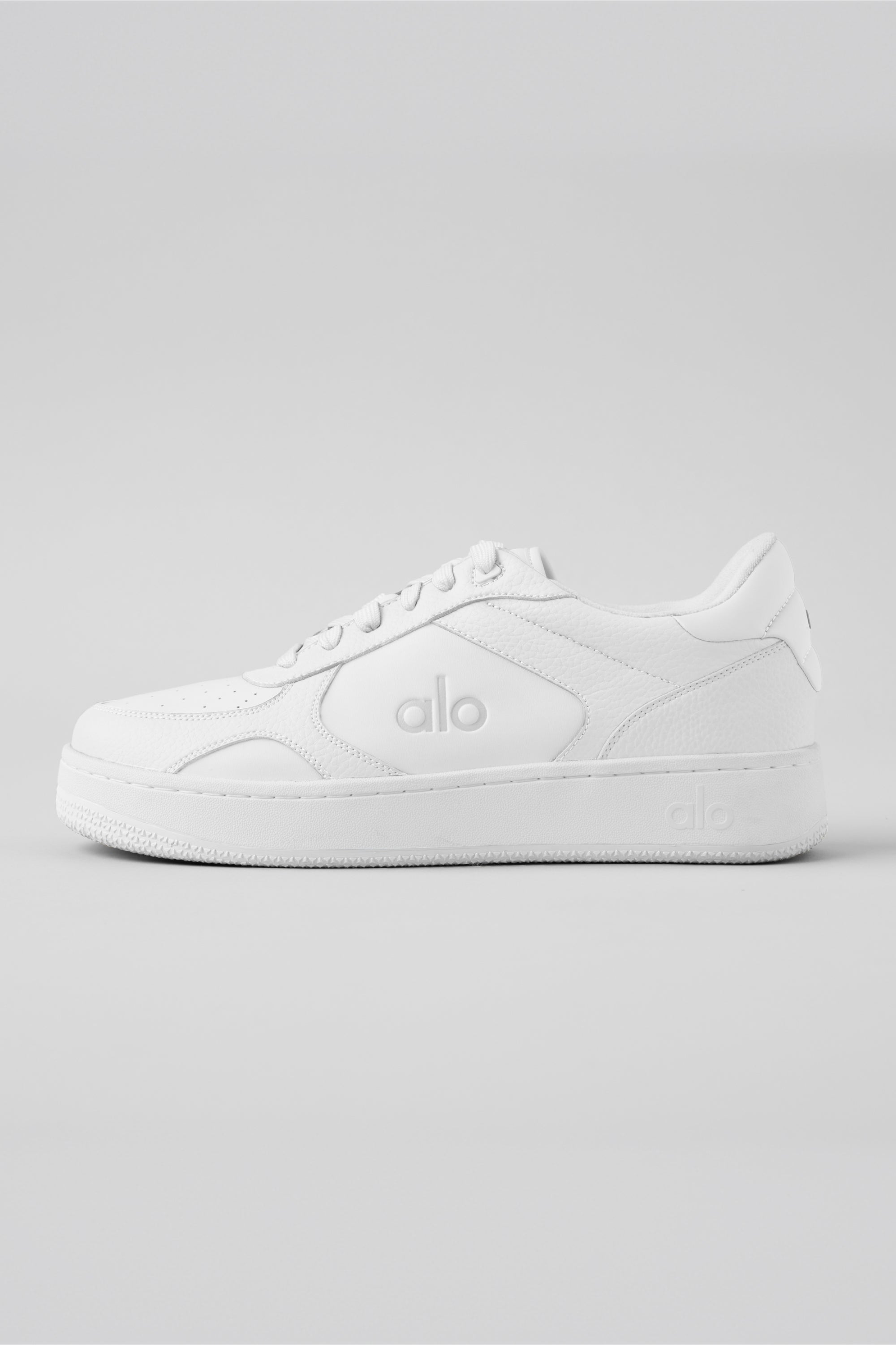 Alo Yoga ALO Recovery Mode Sneaker - Natural White