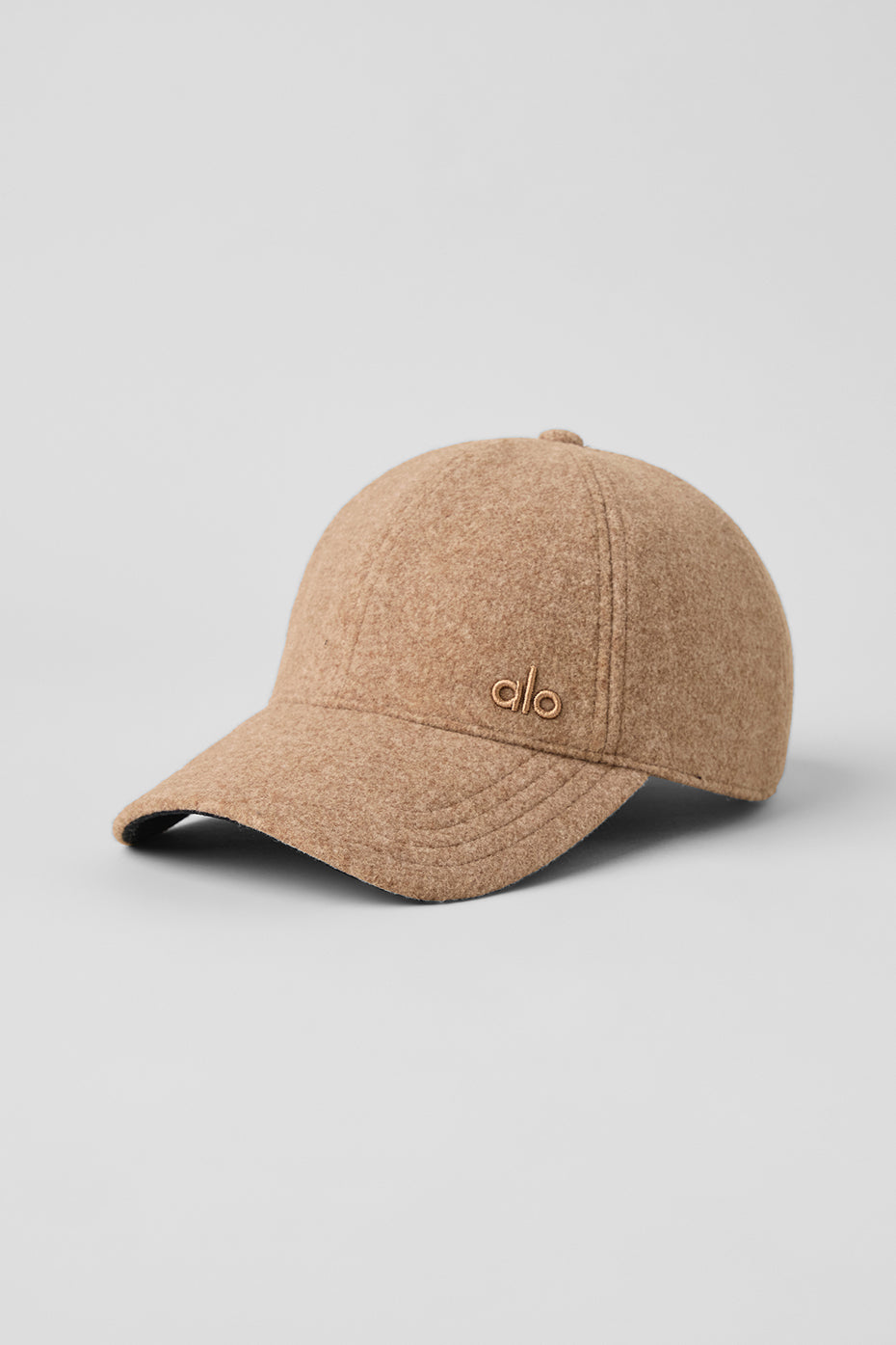 Alo Yoga Prestige Off-Duty Cap - Toasted Almond