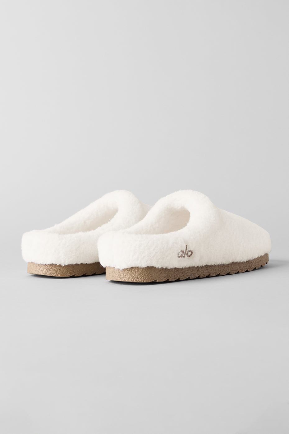 Alo Yoga Sherpa Recovery Slipper - Ivory