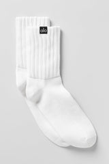 Alo Yoga Unisex Half-Crew Scrunch Sock - White