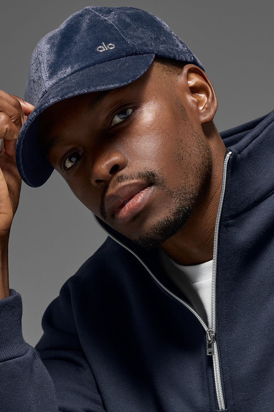 Alo Yoga Velvet Off-Duty Cap - Navy