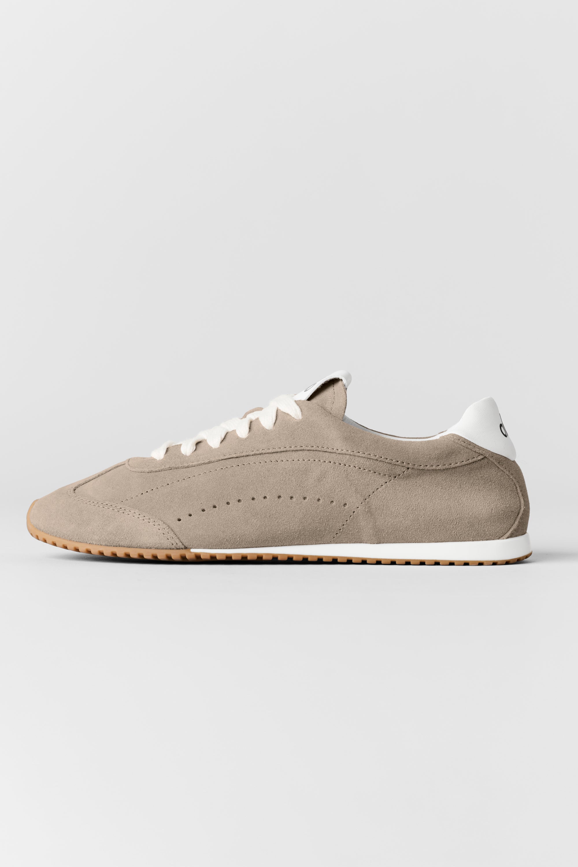 Alo Yoga ALO Sunset Sneaker - Gravel