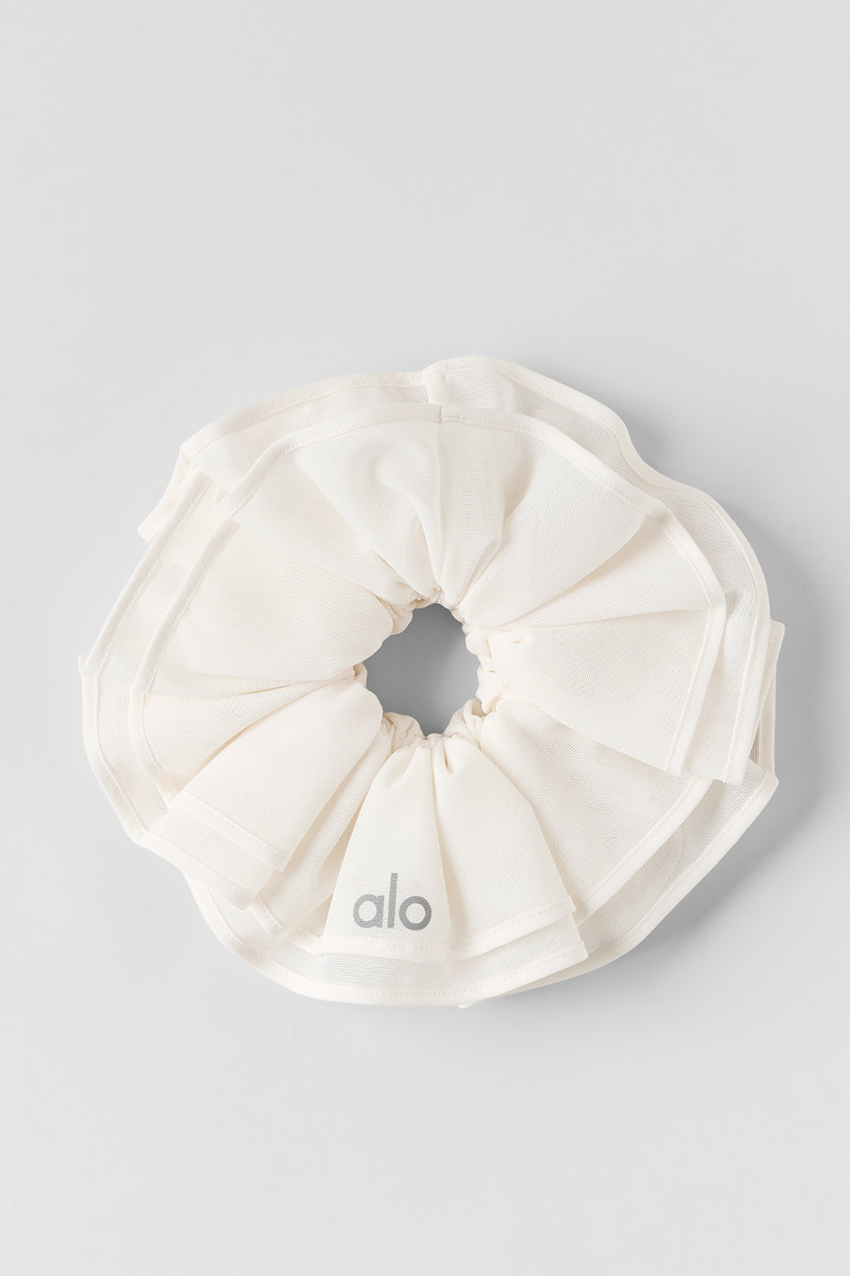 Alo Yoga Mesh Sweet Nothing Oversize Scrunchie - Ivory
