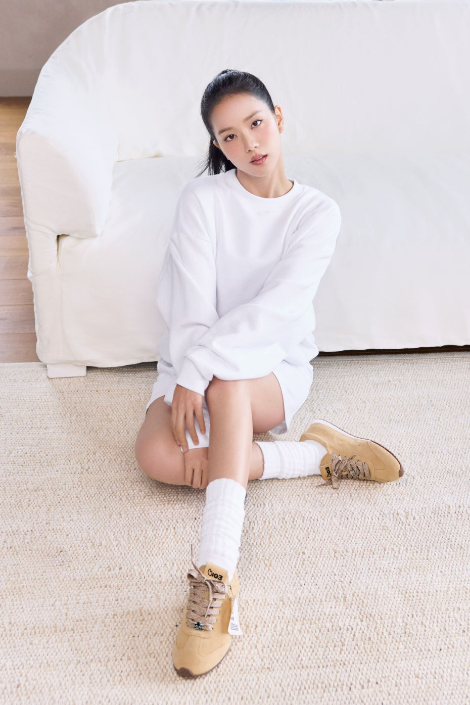 Alo Yoga ALO Sunset Sneaker + Jisoo - Caramel Cream