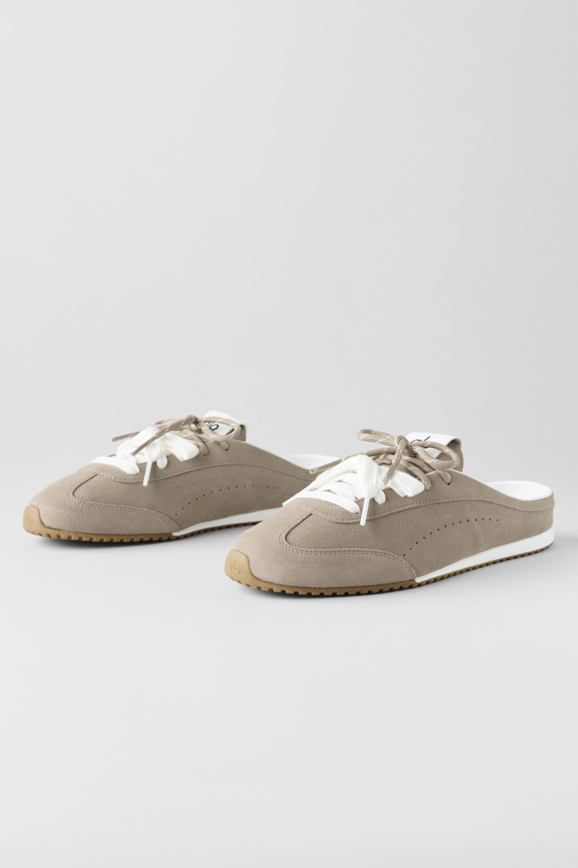 Alo Yoga ALO Sunset Sneaker Mule - Gravel