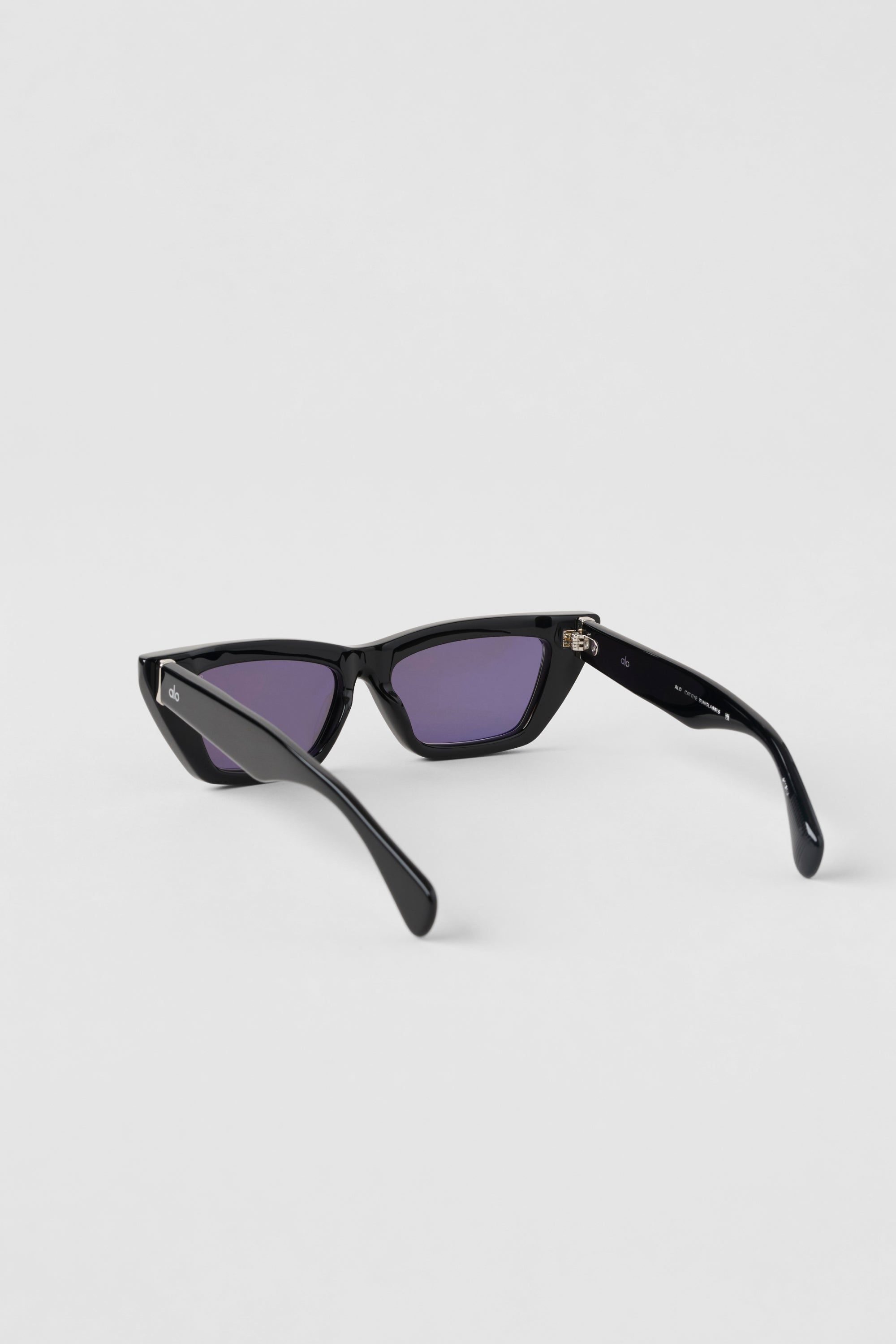 Alo Yoga ALO Cat Eye Sunglasses - Black