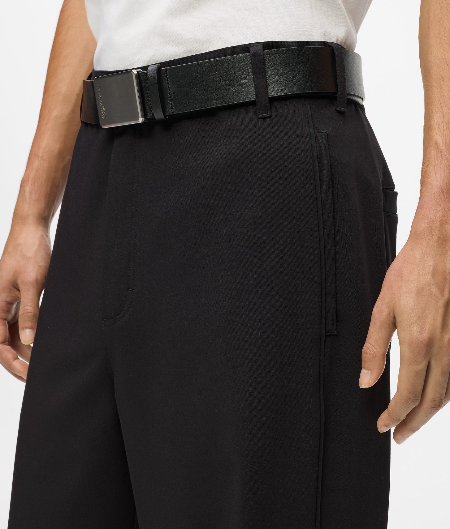 Karl Lagerfeld Tonal Piping Pants Black