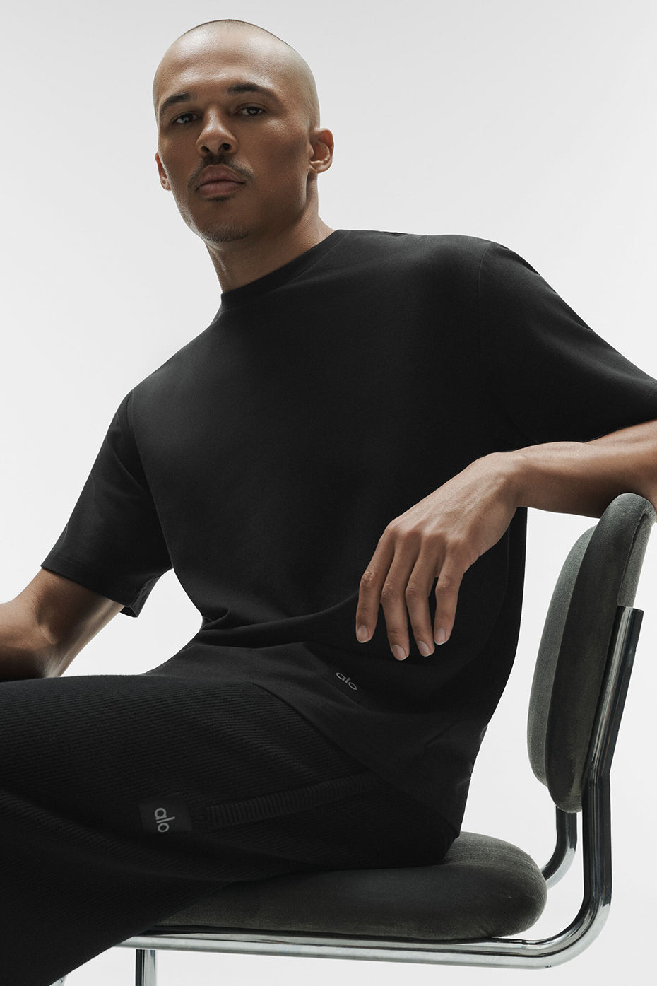 Alo Yoga Double Take Short Sleeve - Black