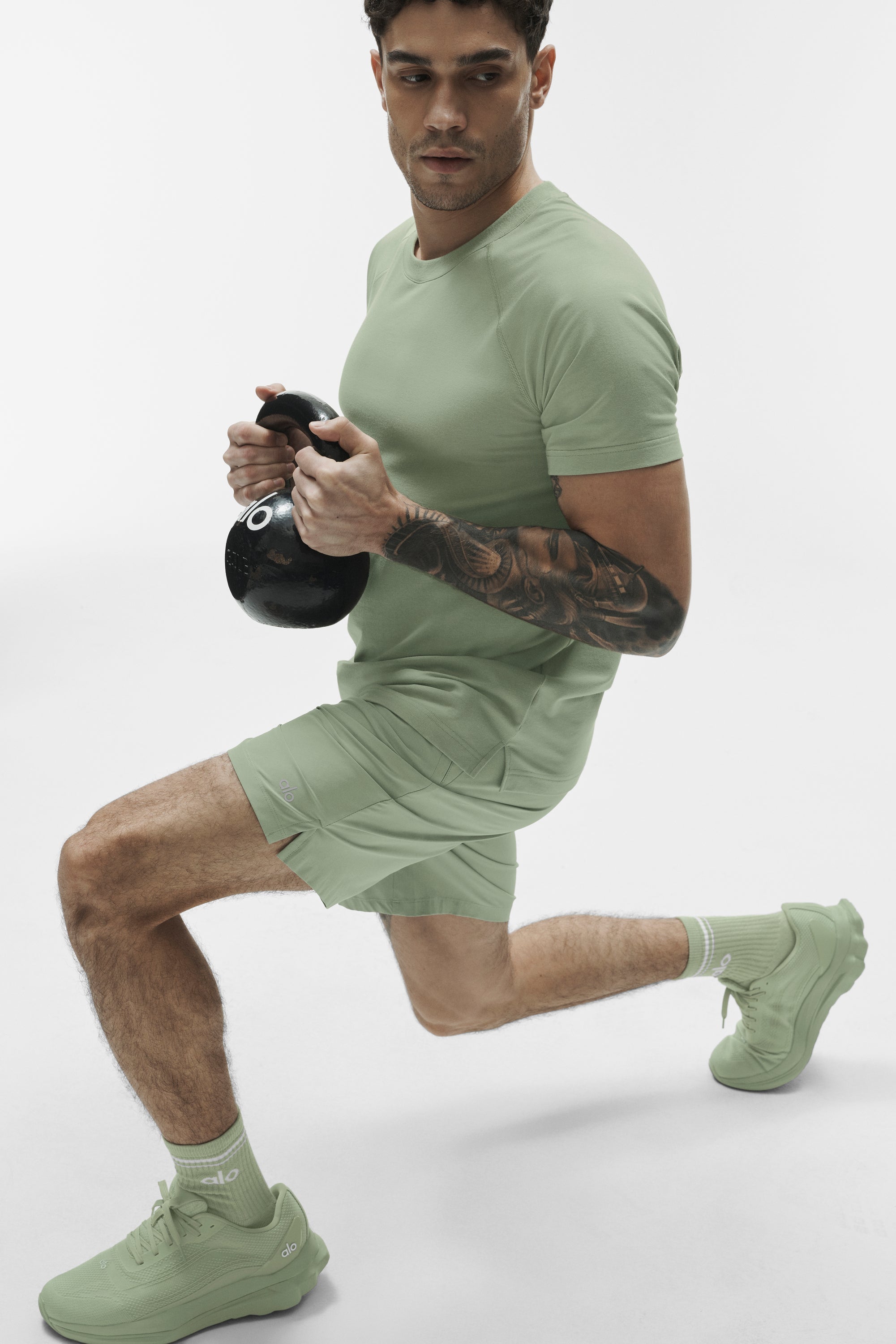 Alo Yoga ALO Vapor Crewneck Short Sleeve - Dune Grass