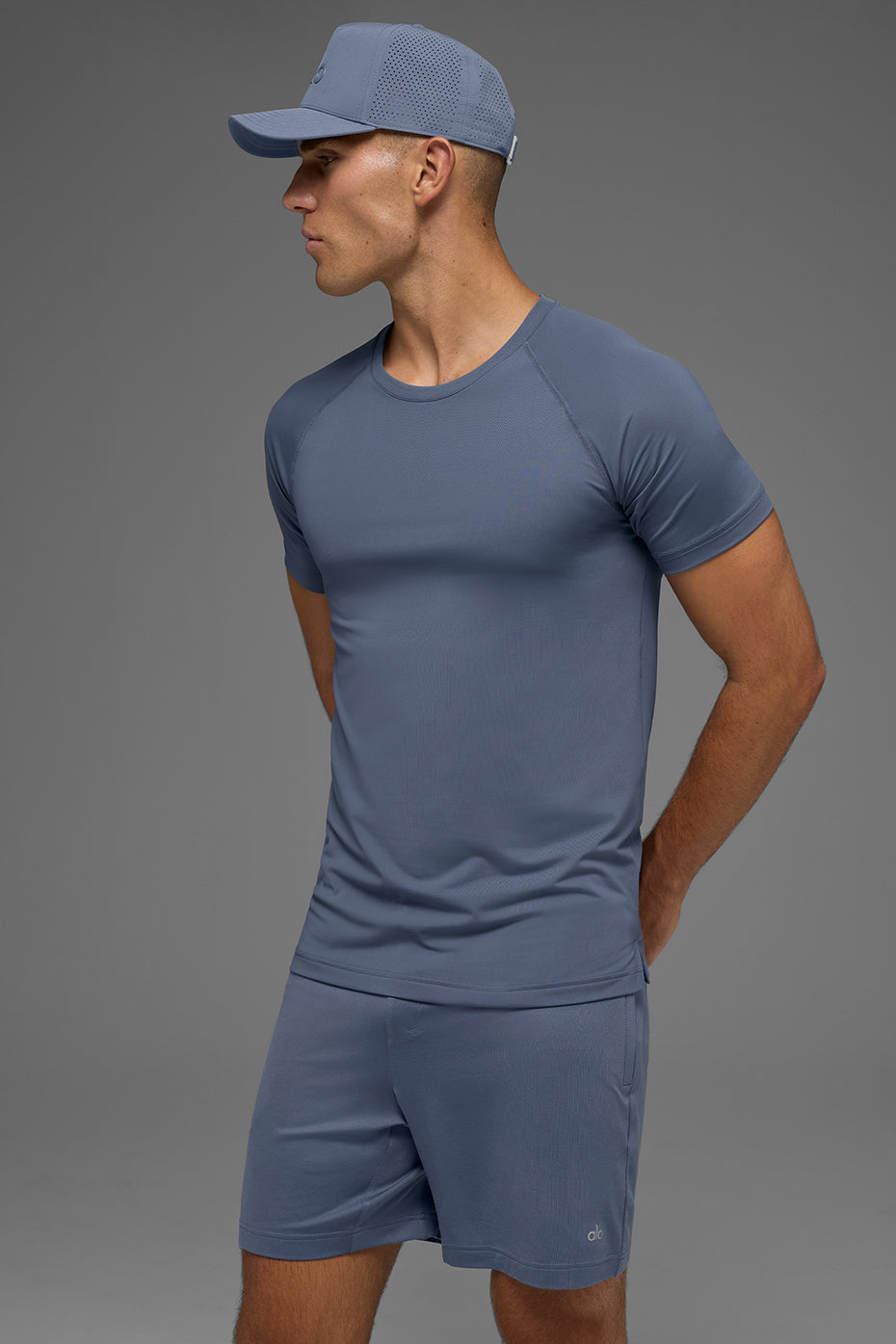 Alo Yoga Idol Crewneck Short Sleeve - Bluestone