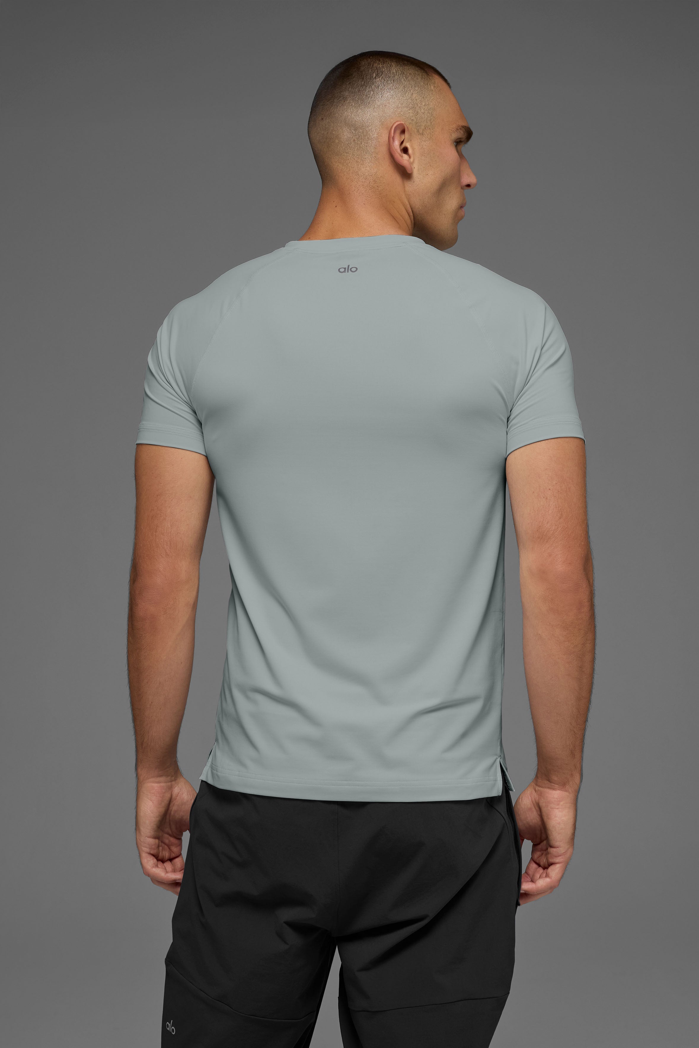Alo Yoga Idol Crewneck Short Sleeve - Lunar Grey