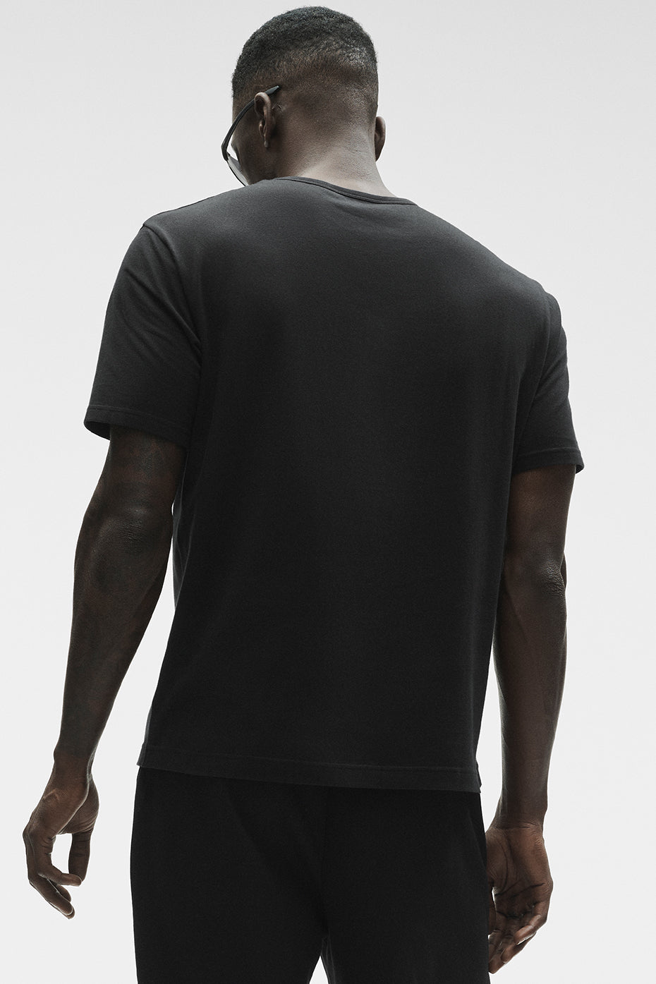 Alo Yoga Essential Short Sleeve Street Tee - Black