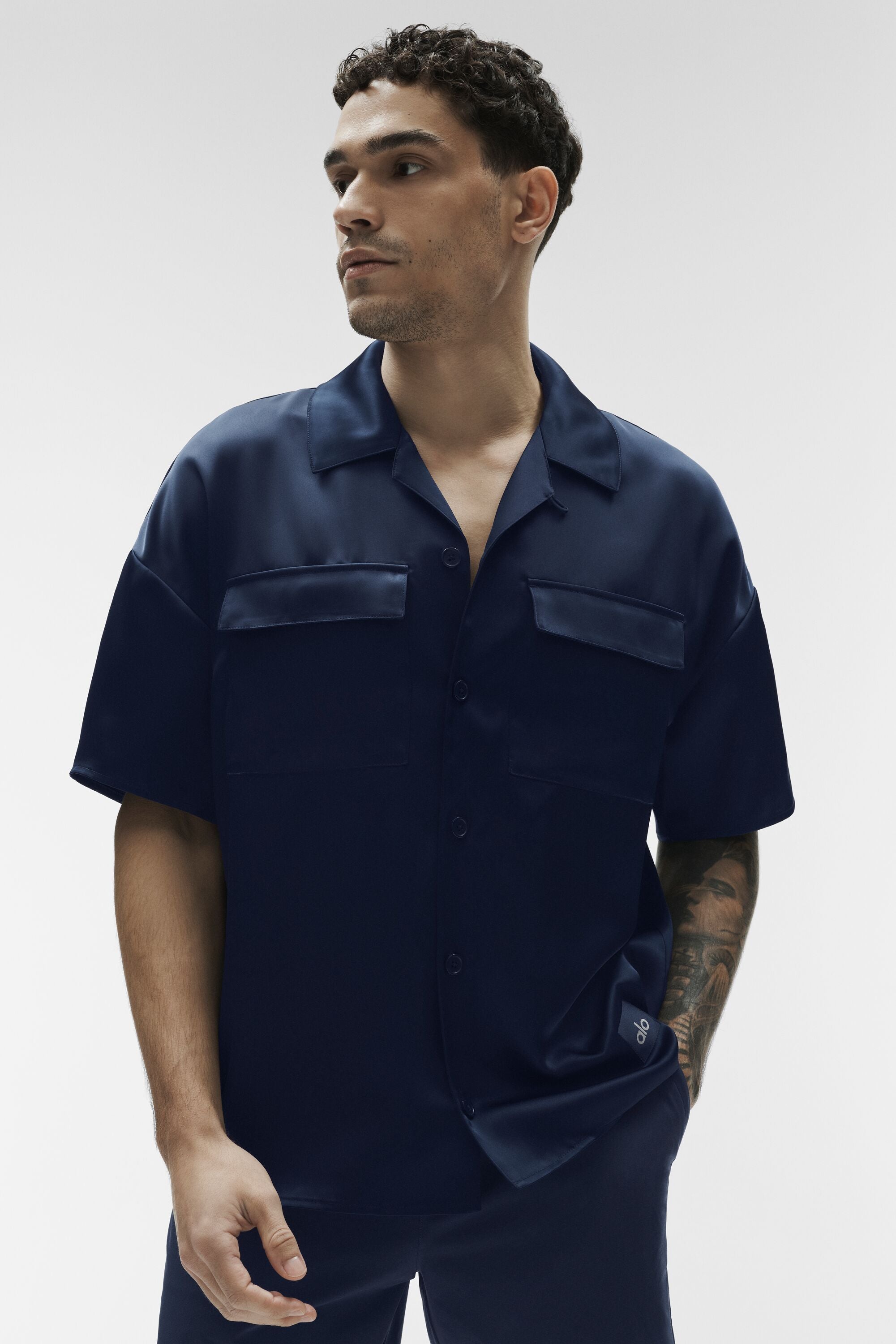 Alo Yoga Satin Horizon Short Sleeve Button Up - Navy