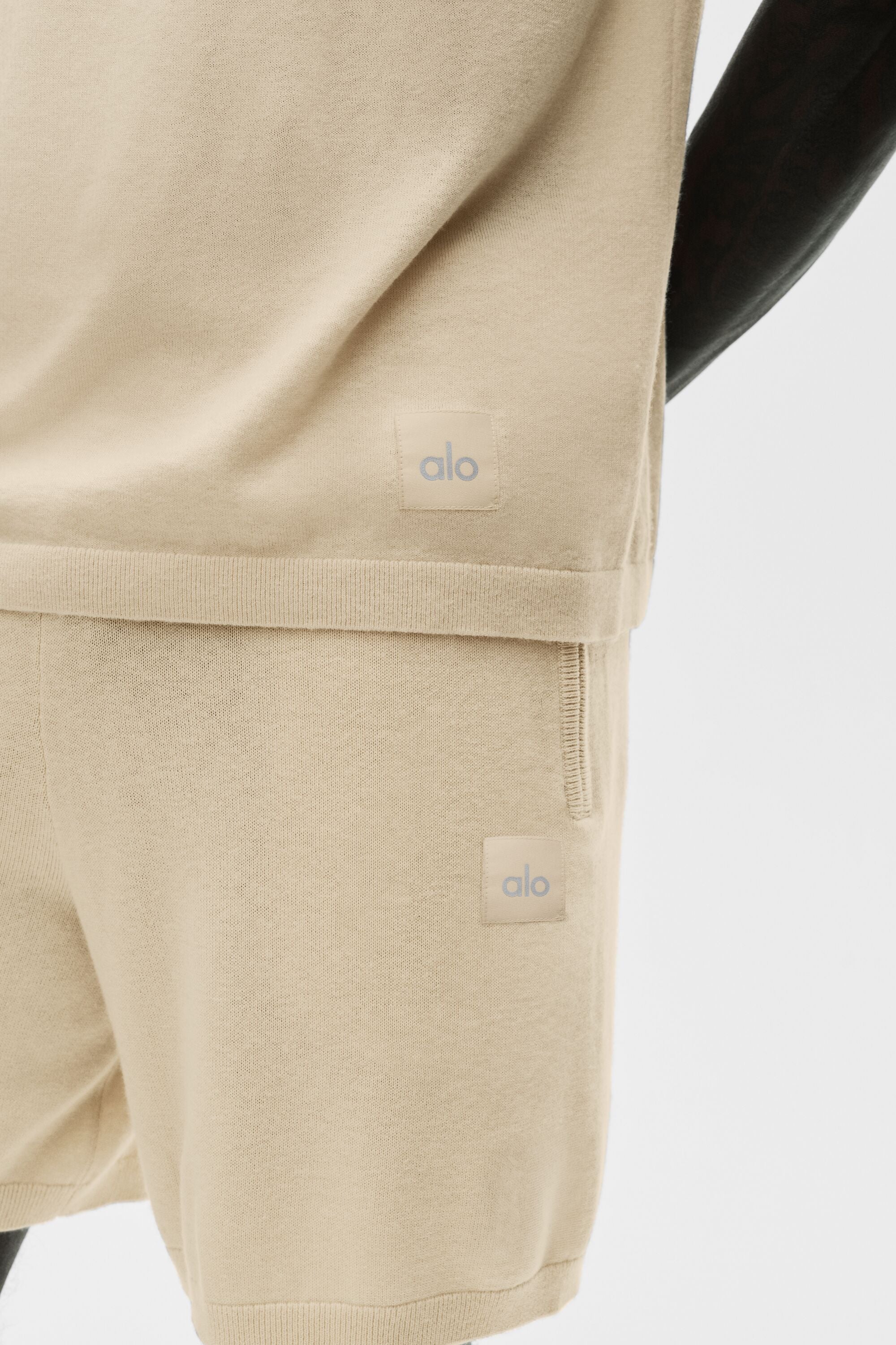 Alo Yoga Cotton Cashmere Ever Soft Short Sleeve Crew - Sandy Beige