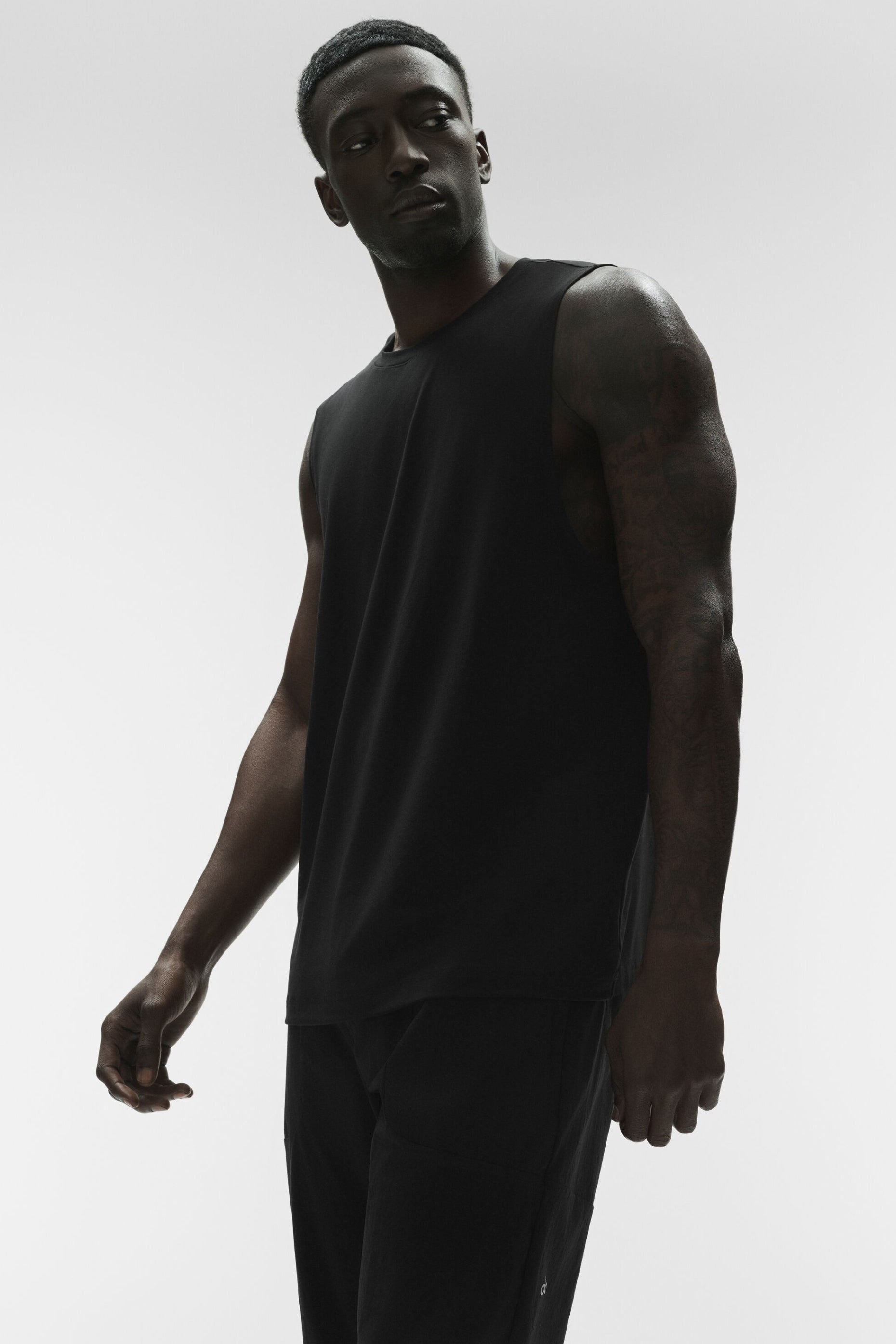 Alo Yoga Conquer Muscle Tank - Black