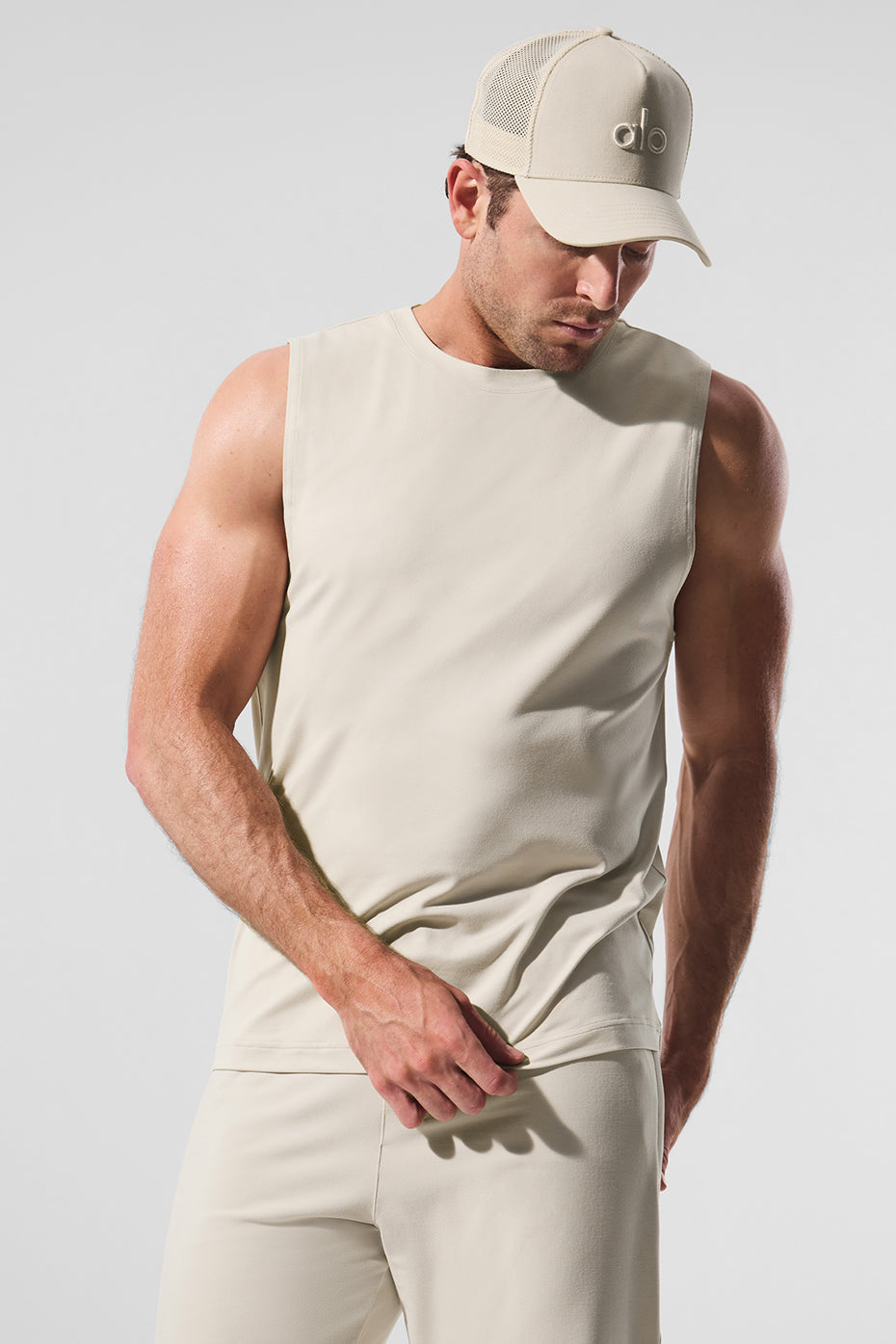 Alo Yoga Conquer Muscle Tank - Bone