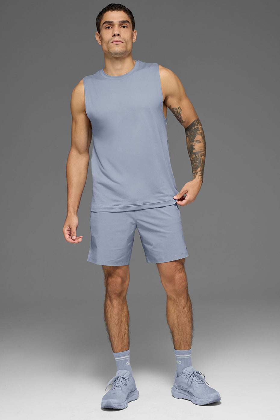 Alo Yoga Conquer Muscle Tank - Winter Frost