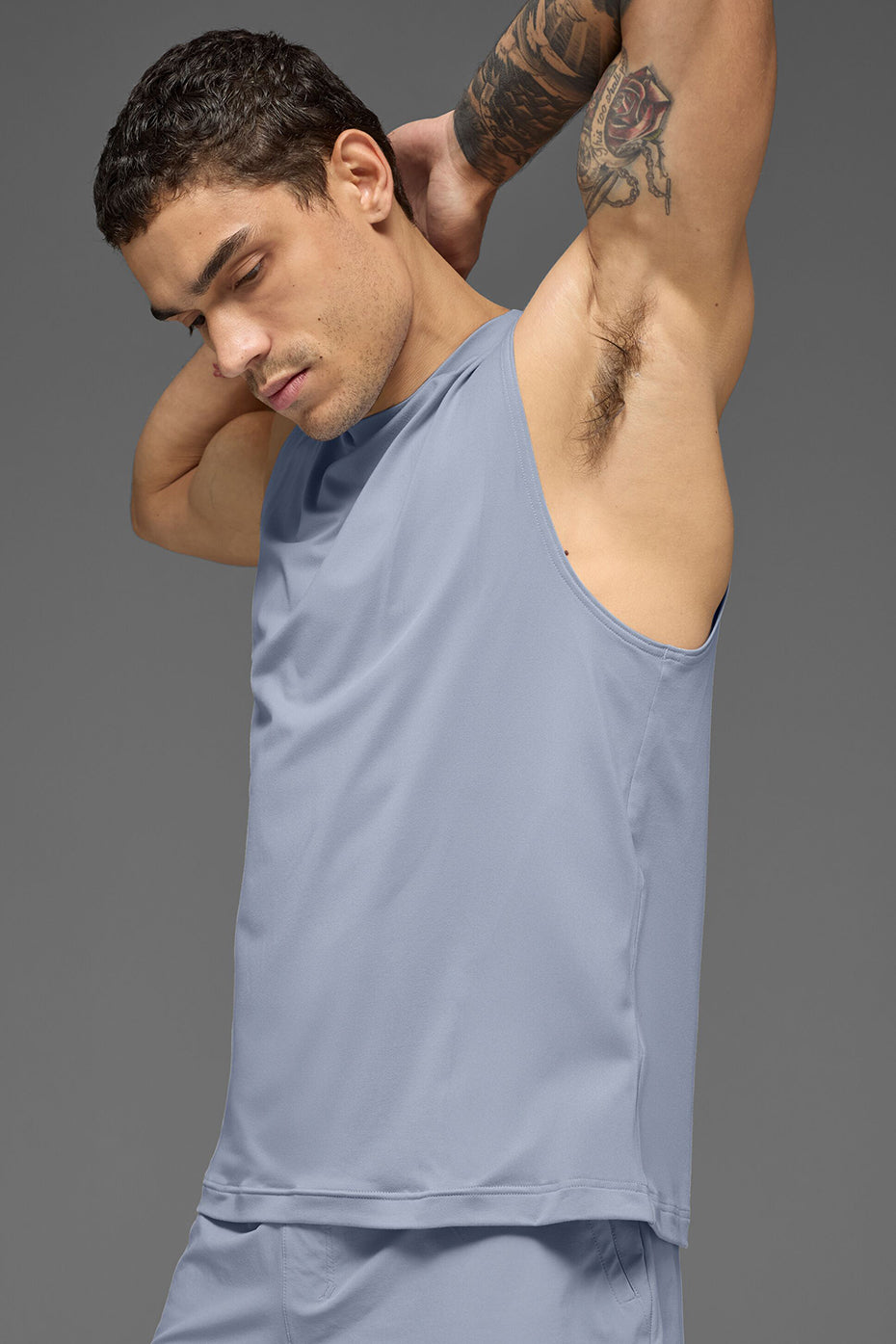 Alo Yoga Conquer Muscle Tank - Winter Frost