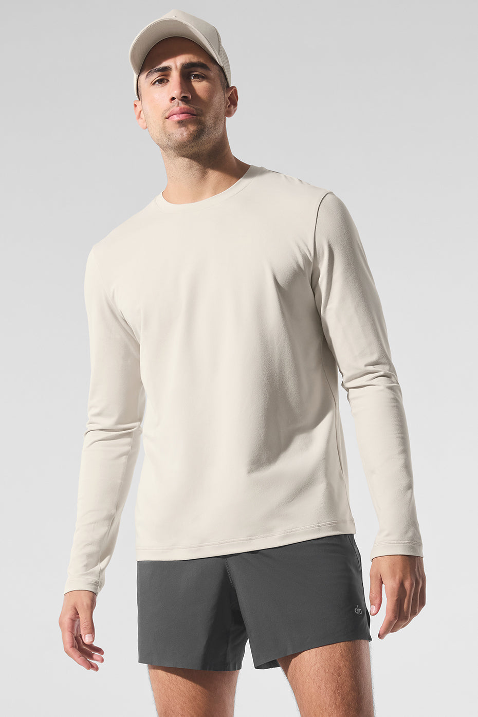 Alo Yoga Conquer Reform Crewneck Long Sleeve - Bone