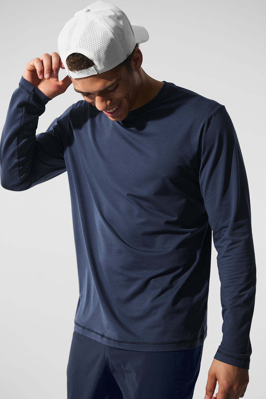 Alo Yoga Conquer Reform Crewneck Long Sleeve - Navy