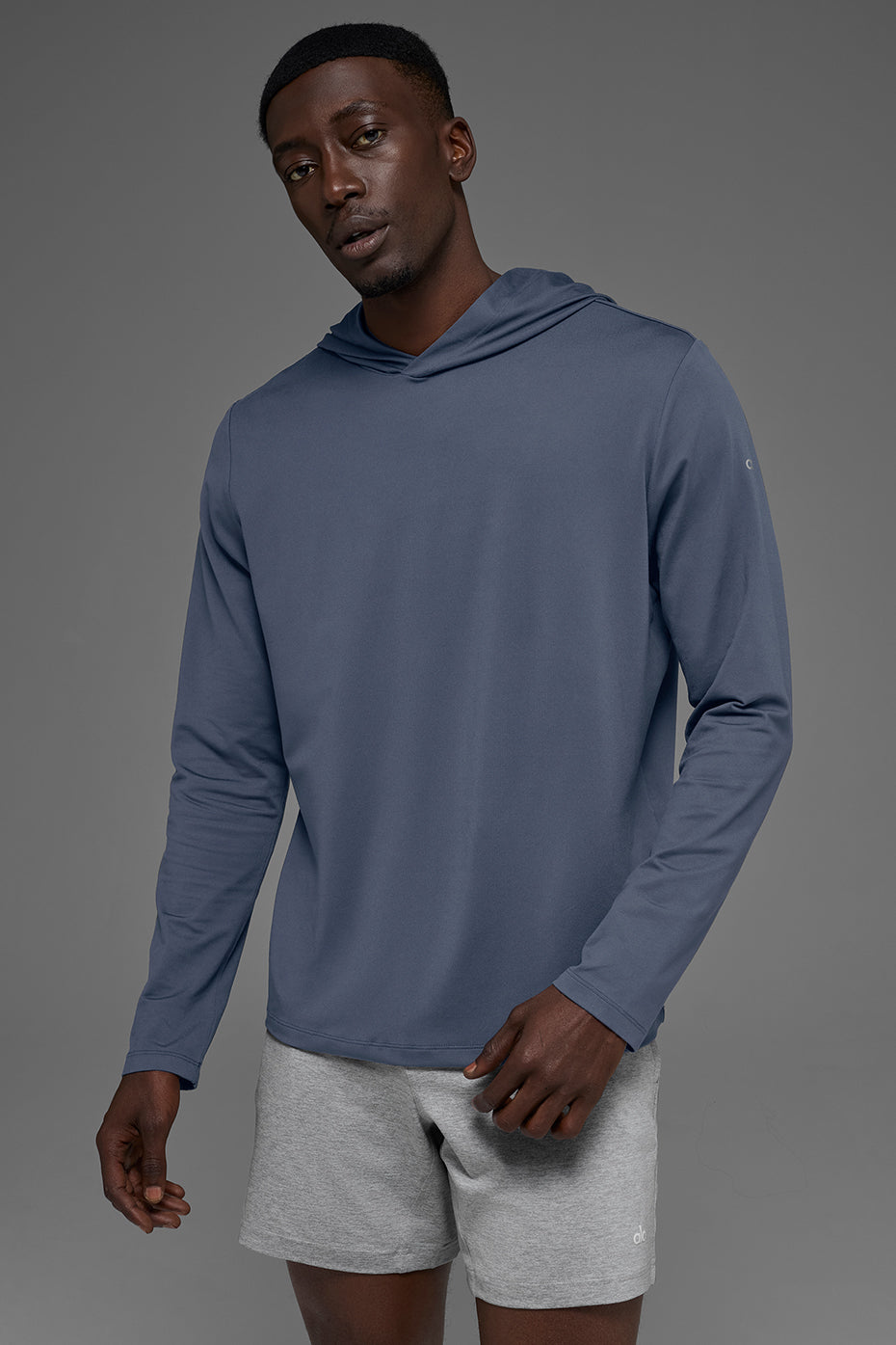 Alo Yoga Conquer Reform Long Sleeve With Hood - Bluestone