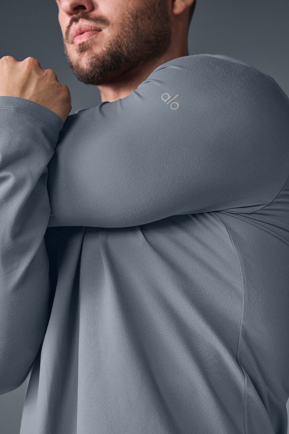 Alo Yoga Conquer Reform Long Sleeve With Hood - Steel Grey