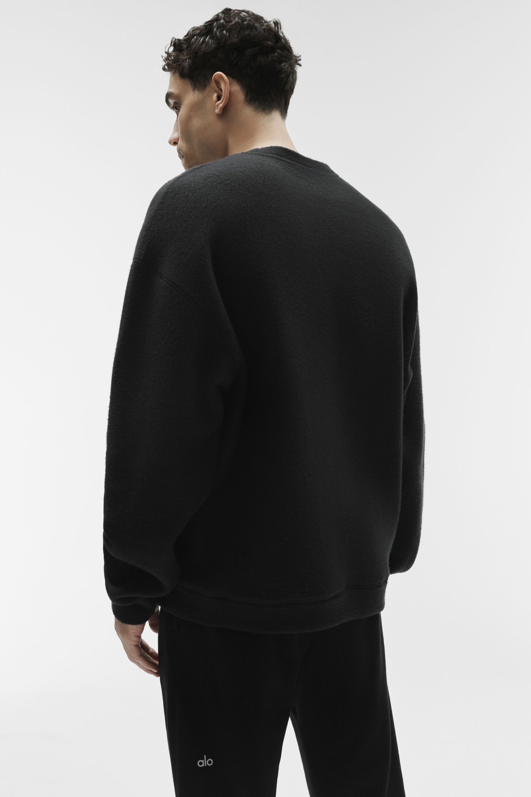 Alo Yoga Triumph Restore Crew Neck Sweatshirt - Black