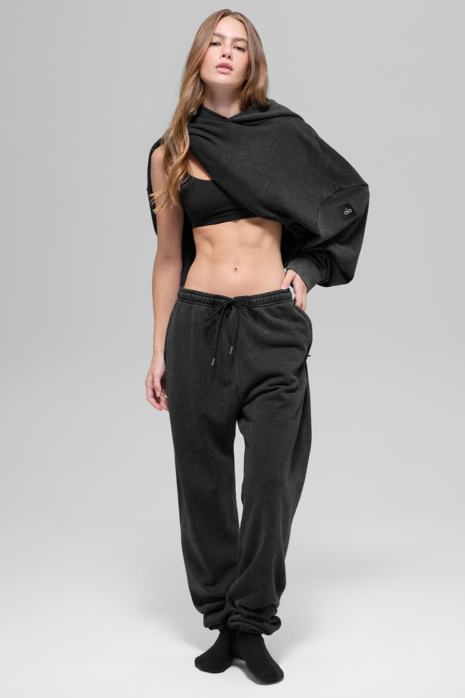 Alo Yoga Chill Vintage Wash Hoodie - Black Wash