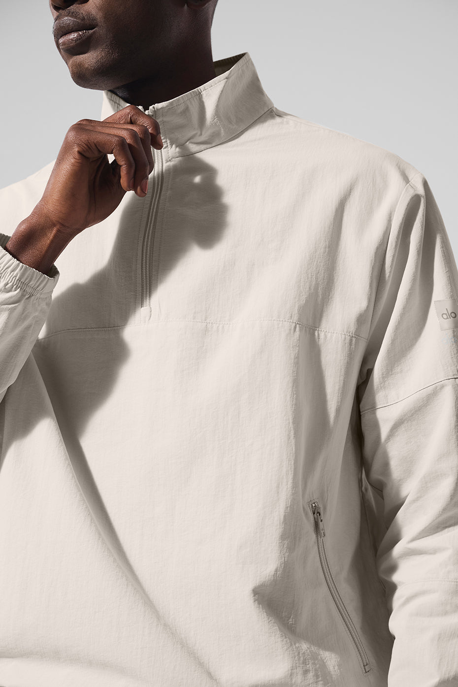 Alo Yoga Light Weight Takeaway Track Pullover - Bone