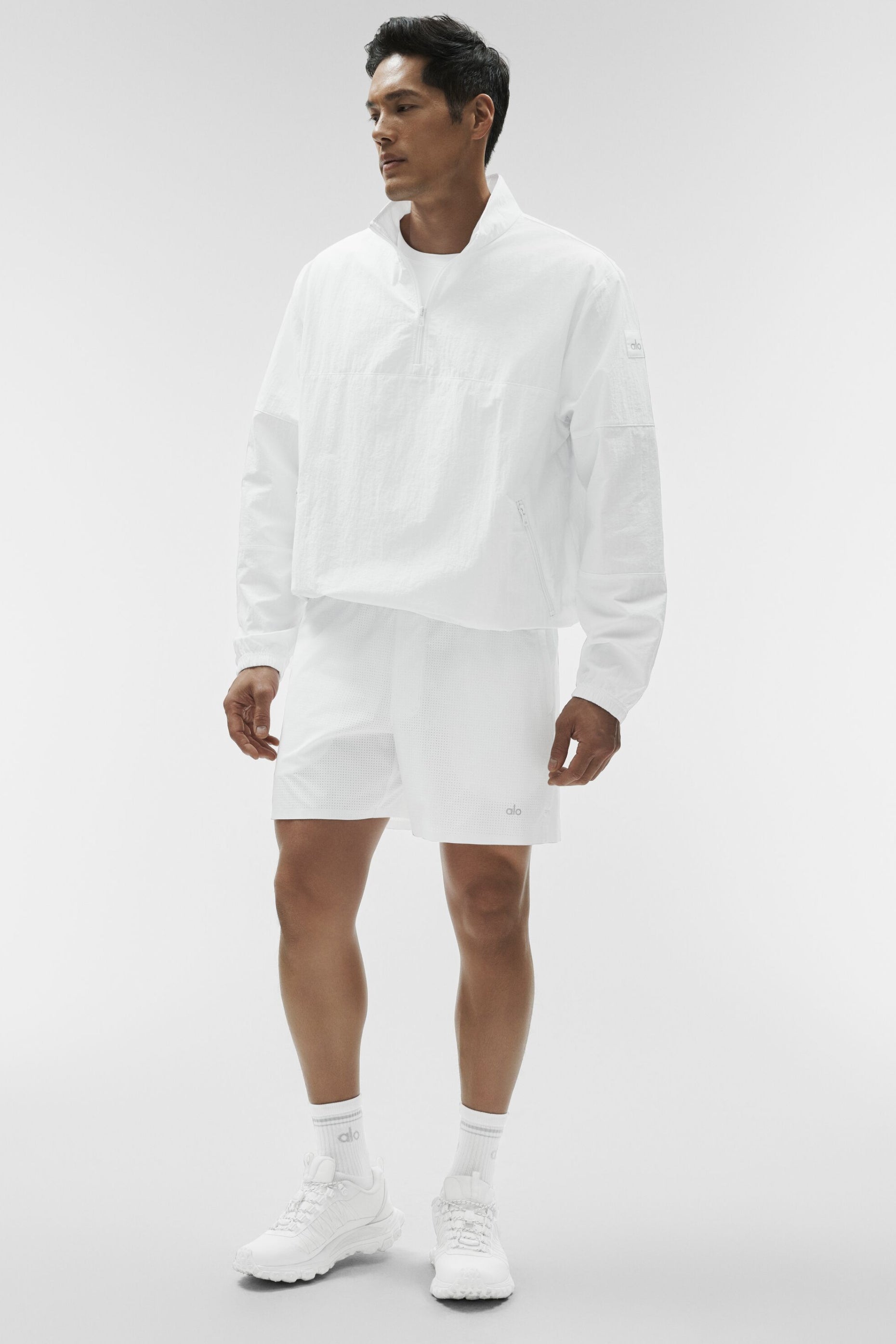 Alo Yoga Light Weight Takeaway Track Pullover - White