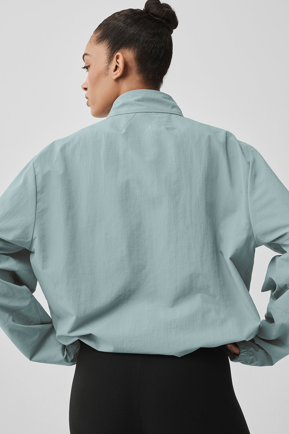 Alo Yoga Light Weight Takeaway Track Pullover - Desert Sage