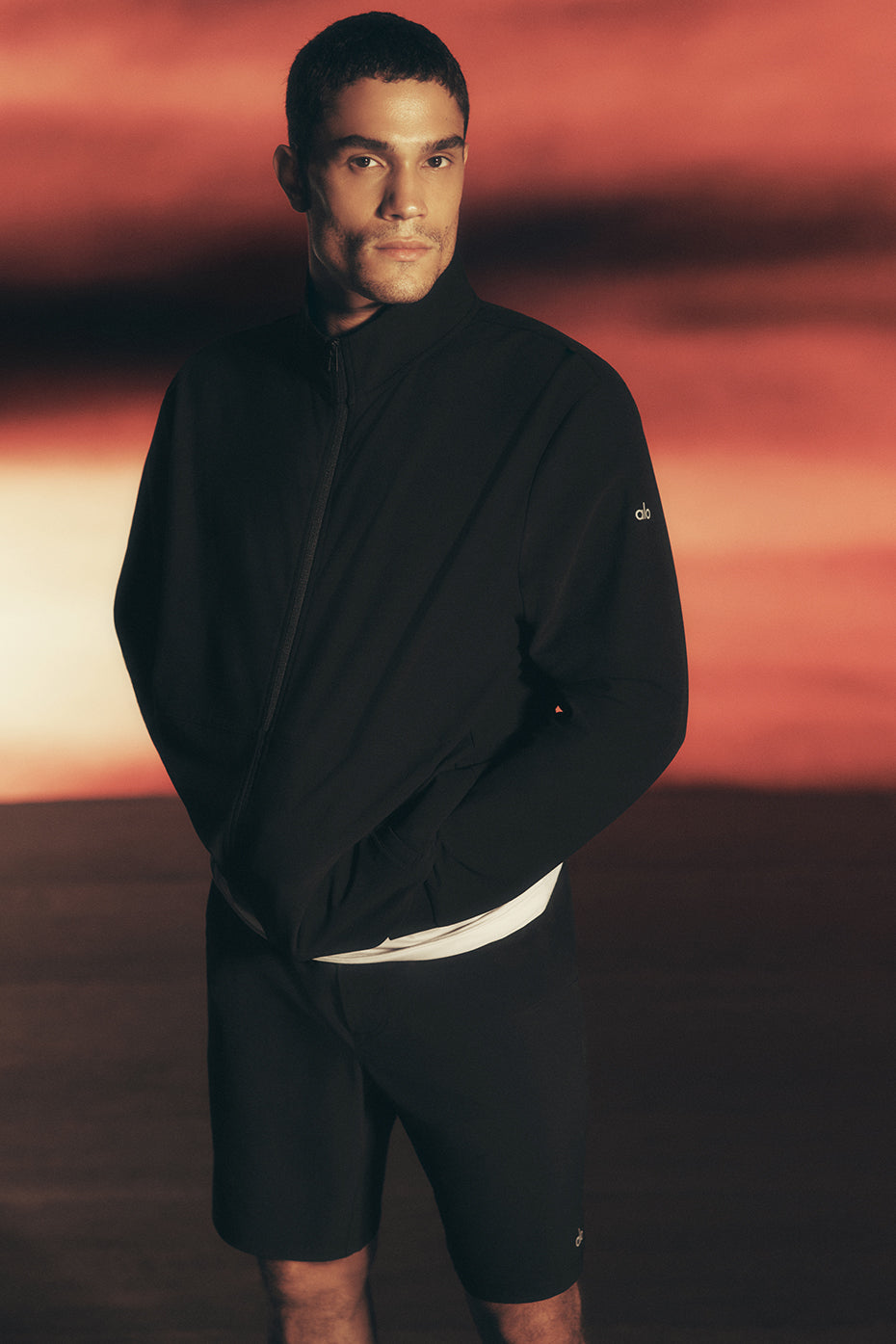 Alo Yoga Conquer Max Mock Neck Full Zip - Black