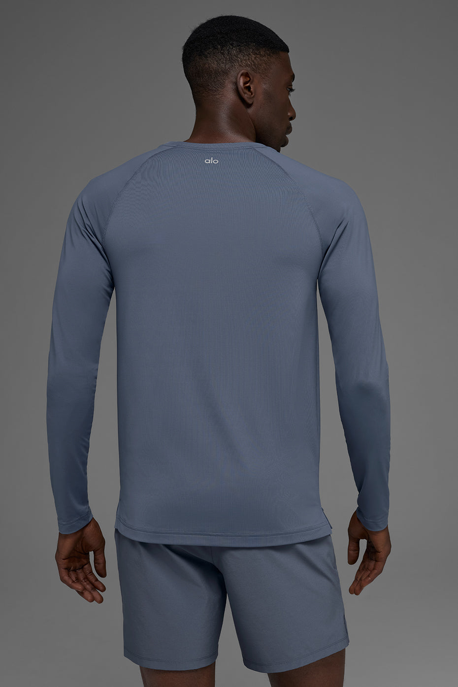 Alo Yoga Idol Crewneck Long Sleeve - Bluestone
