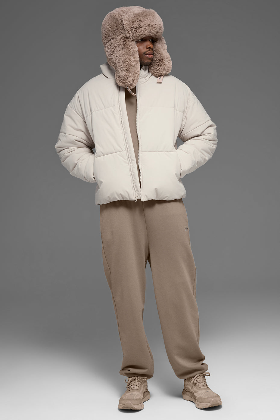 Alo Yoga Stretch Woven Street Puffer - Bone