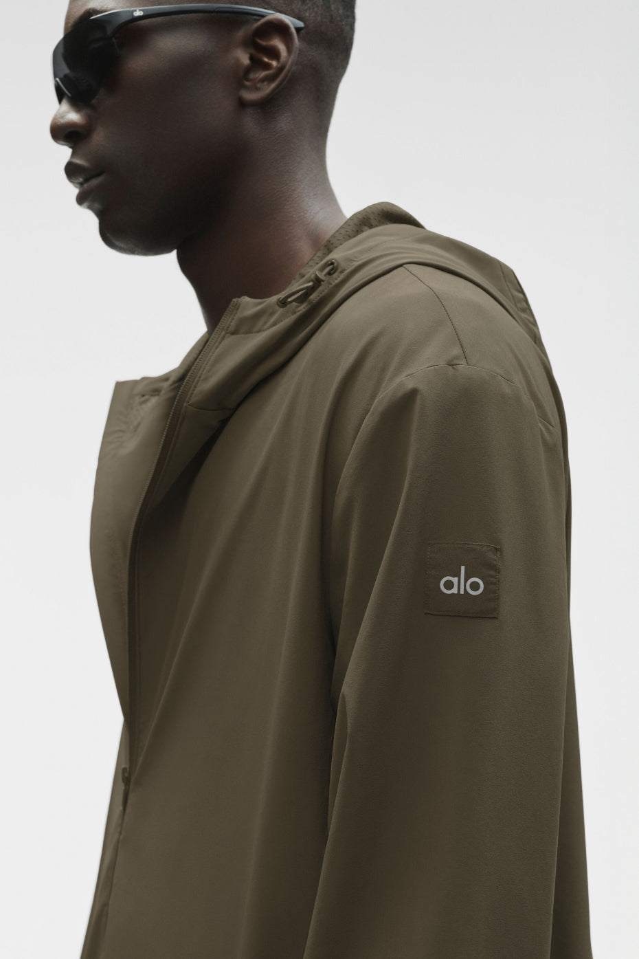 Alo Yoga Performance On-The-Go Jacket - Olive Tree