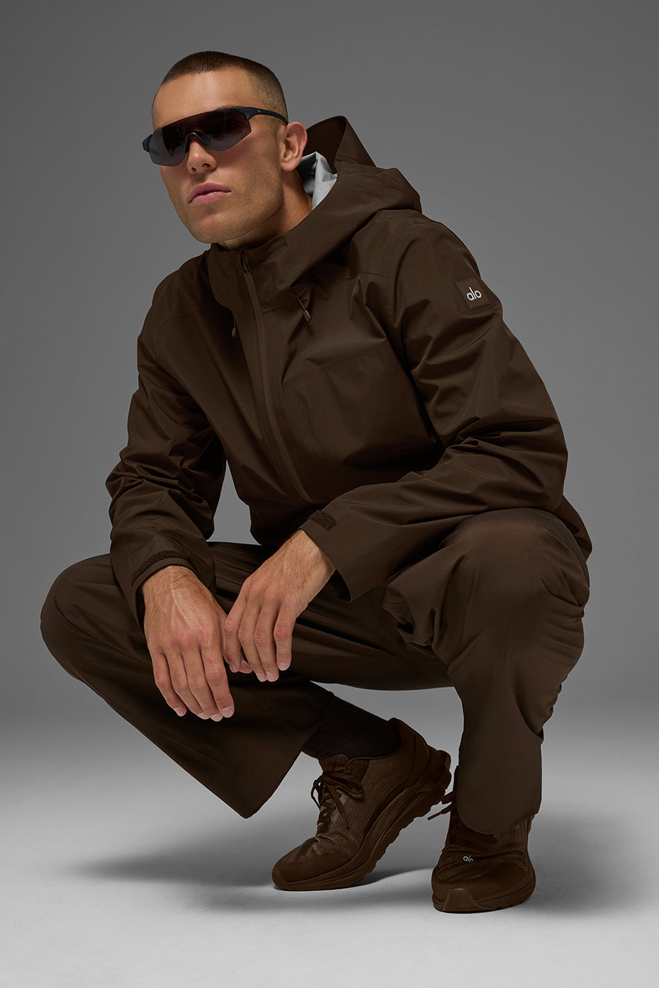 Alo Yoga Alpha Shell Jacket - Espresso