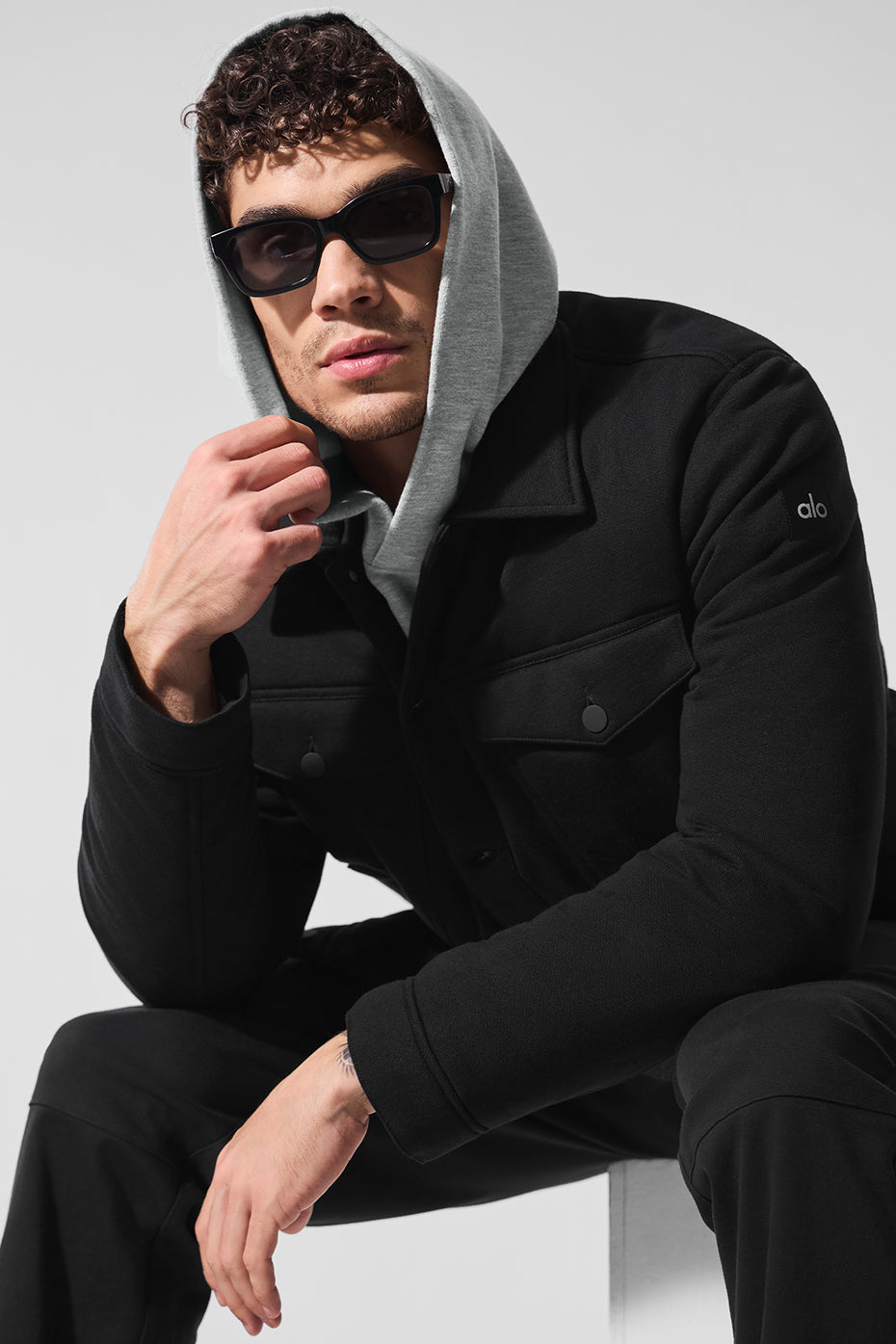Alo Yoga Ease Trucker Jacket - Black