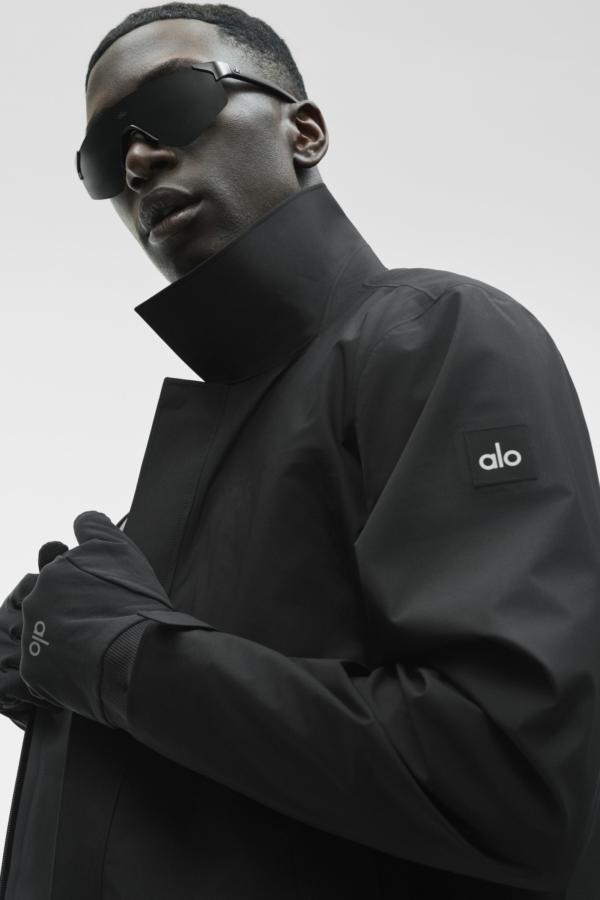 Alo Yoga Alpha Shell Overshirt - Black